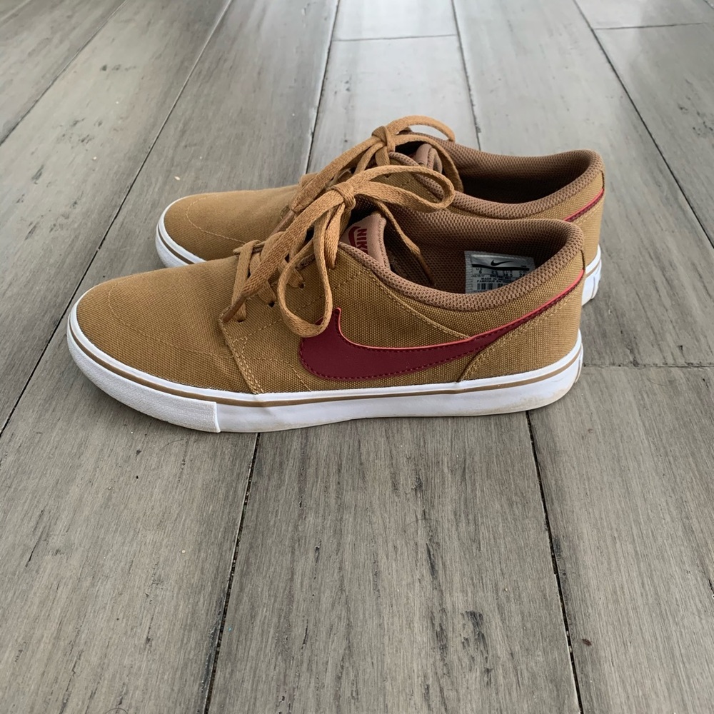 Nike shoes